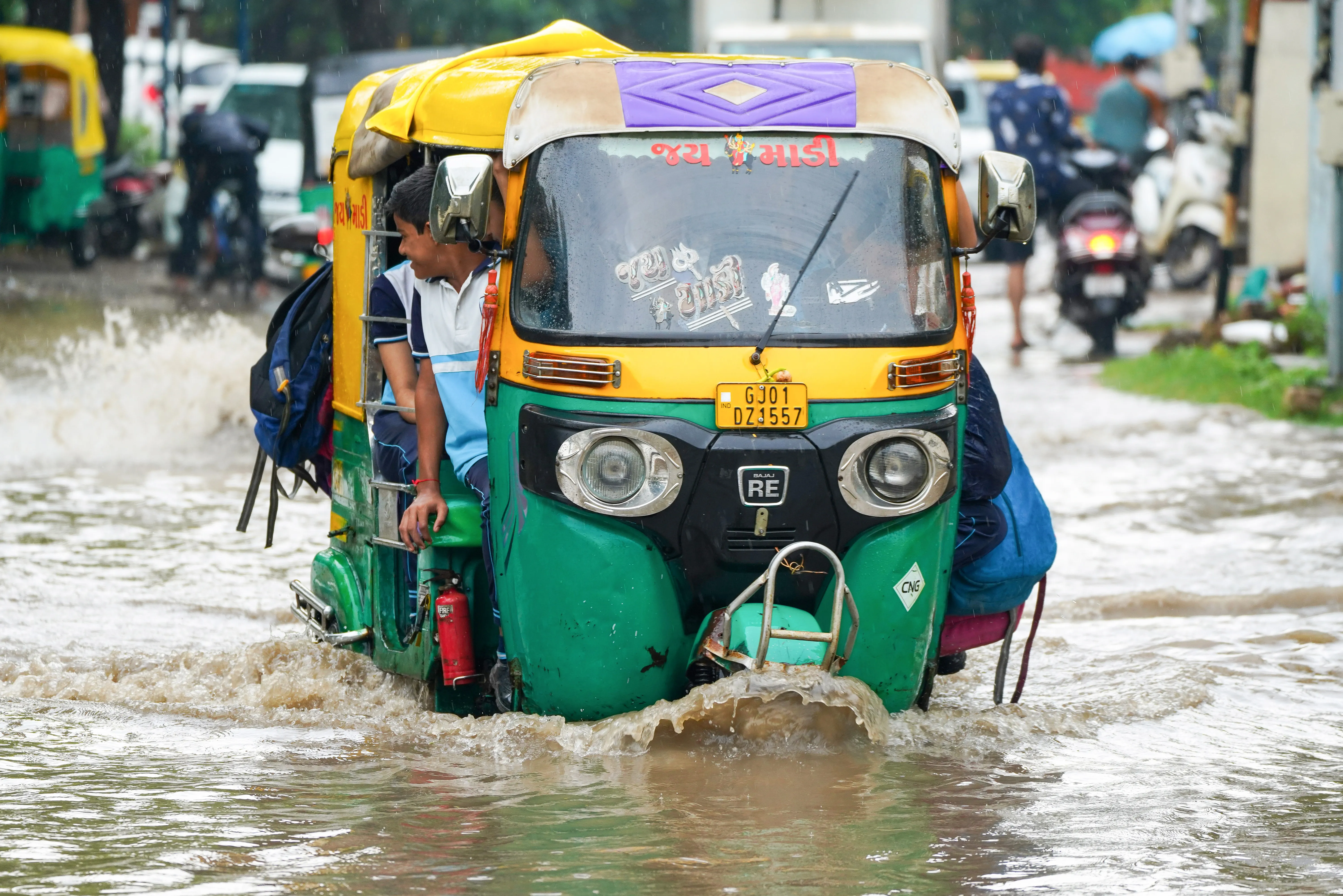 What Is the IMD's Rainfall Forecast for Gujarat?