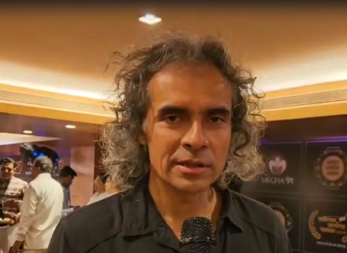 What Does Imtiaz Ali Have to Say About Shah Rukh Khan's National Award Controversy?