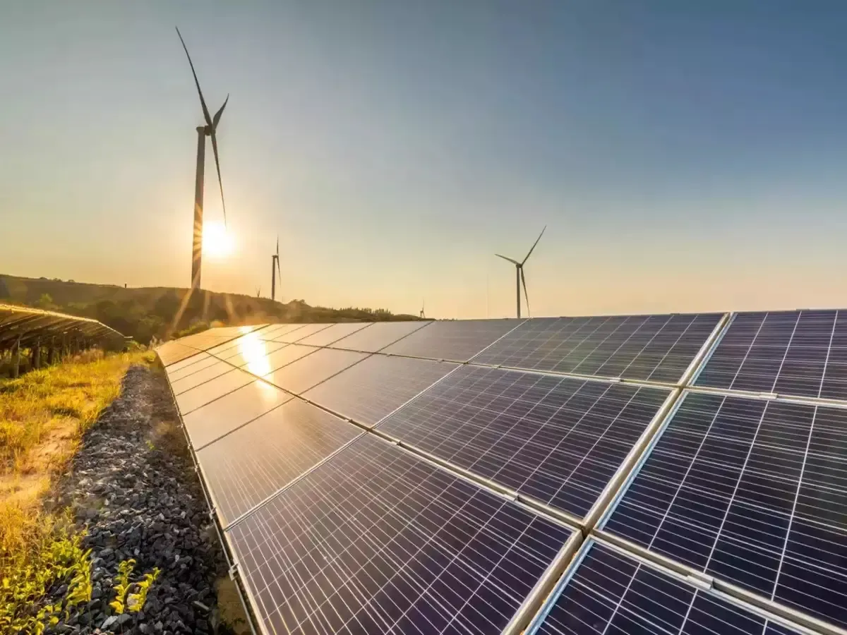 India's Renewable Energy Capacity Surges 16% to Reach 209 GW in 2024