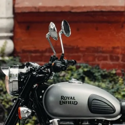 India's Motorcycle Sector Reports Significant Sales Surge in March
