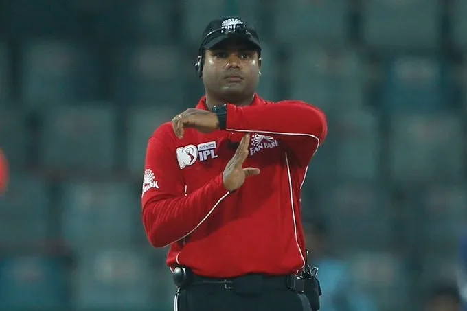 Who are the match officials for India's WTC final?