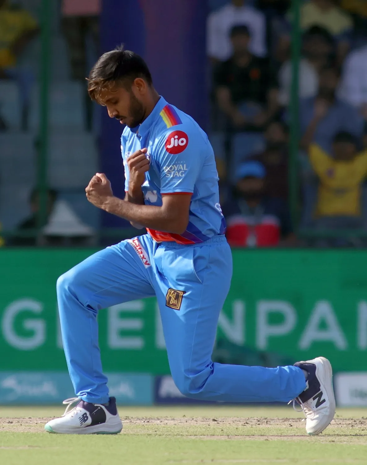 IPL 2025: KKR Secures Chetan Sakariya as Malik's Replacement