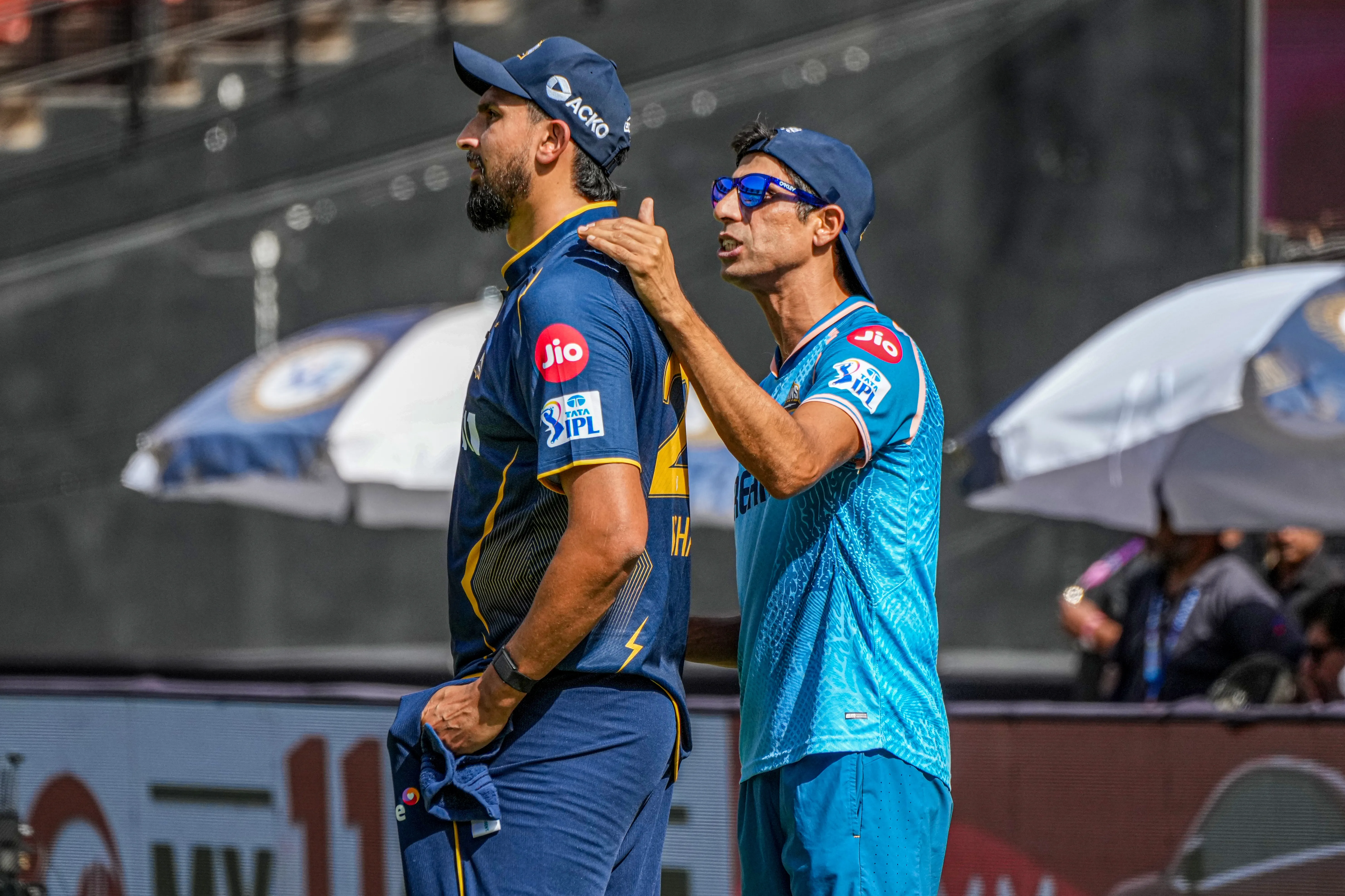 How Has Nehra Transformed GT’s Pacers Siraj and Prasidh?