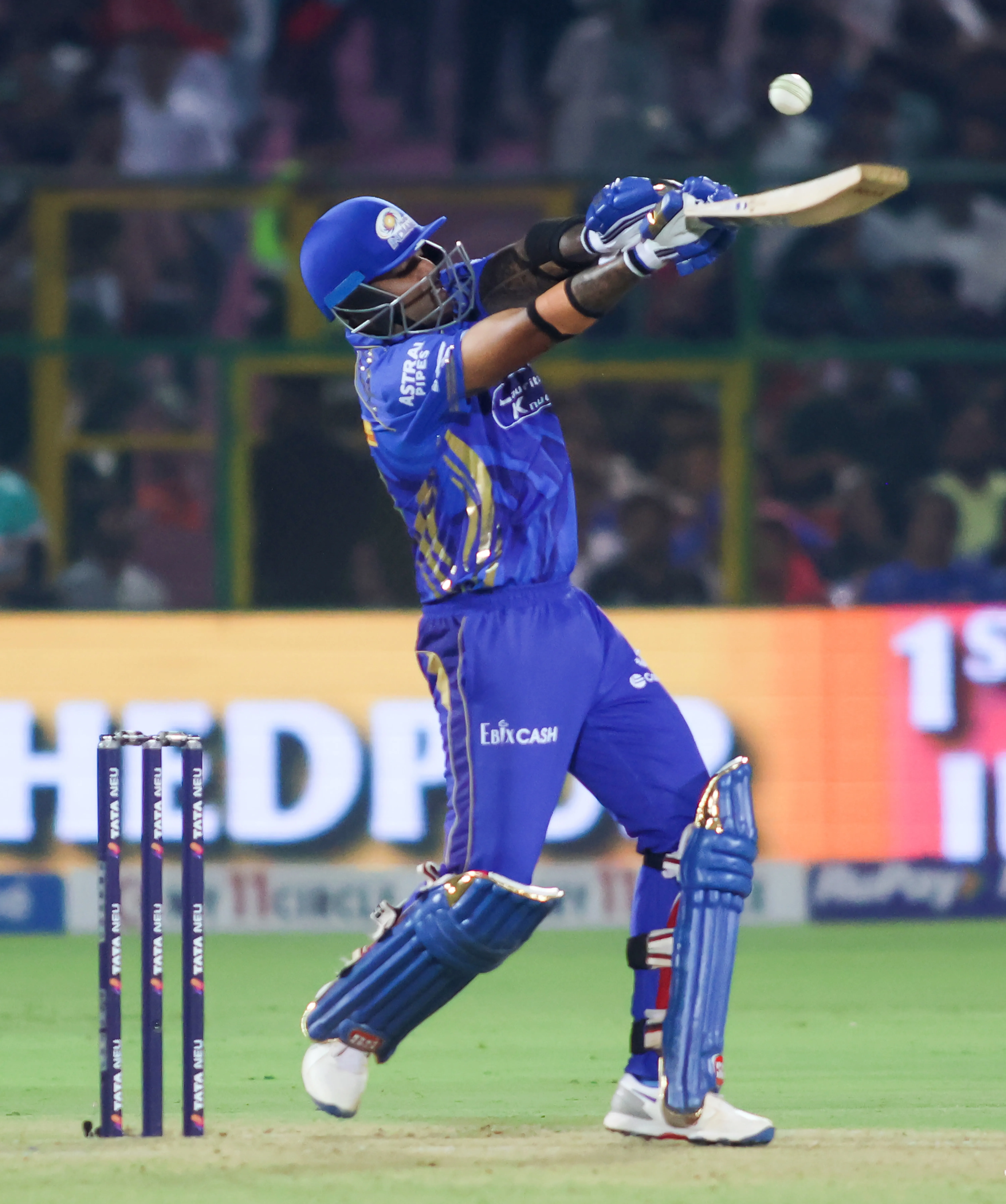How did SKY lead MI to 184/7 against PBKS in IPL 2025?