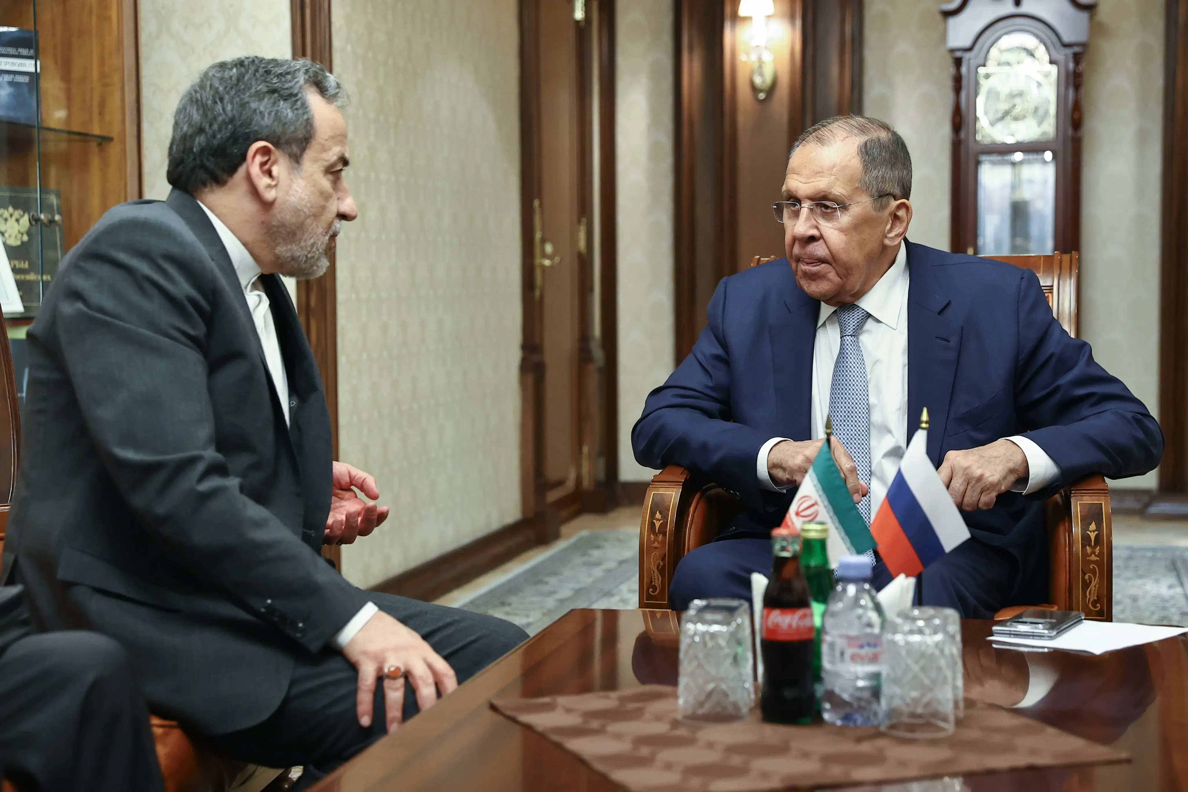 Iranian FM to visit Russia to discuss Iran-US Muscat talks