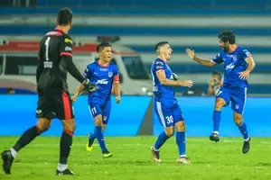 ISL 2024-25: Late Goal Secures Punjab FC's 3-2 Victory Over Bengaluru