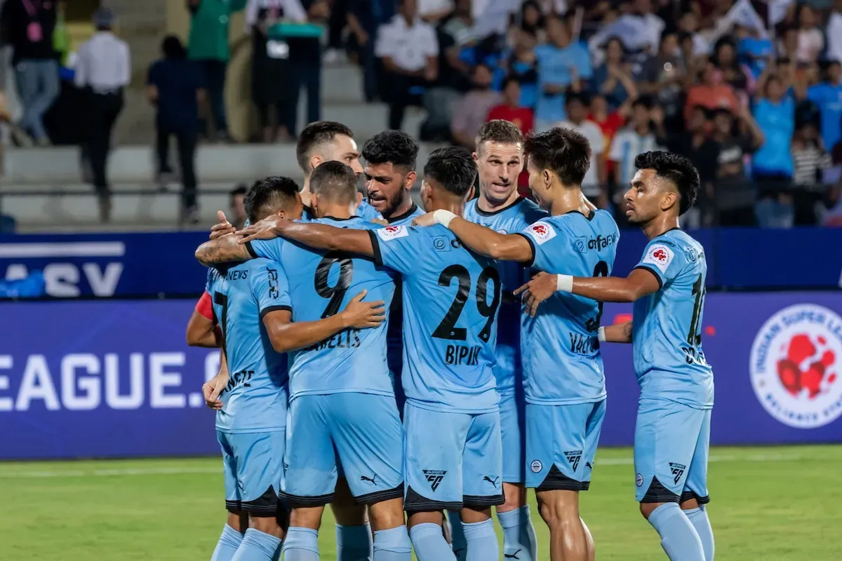 ISL 2024-25: Mumbai City Aims for Seventh Consecutive Unbeaten Match Against Odisha