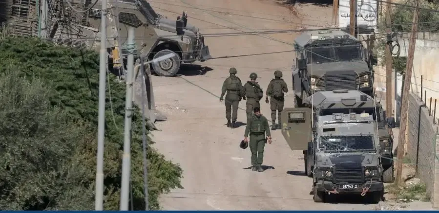 Israeli Defense Forces Mobilize Additional Troops Near Syrian Frontier