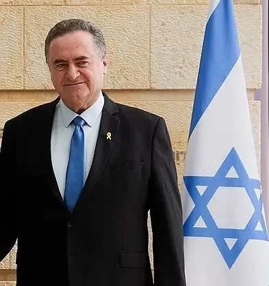 Israeli Defence Minister: Forces to Stay on Mount Hermon Summit Indefinitely