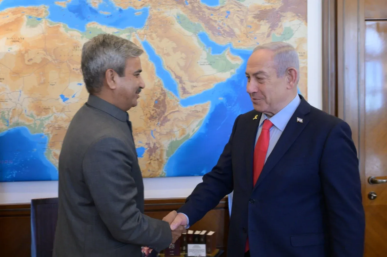 How is Israeli PM Netanyahu Strengthening Ties with India?
