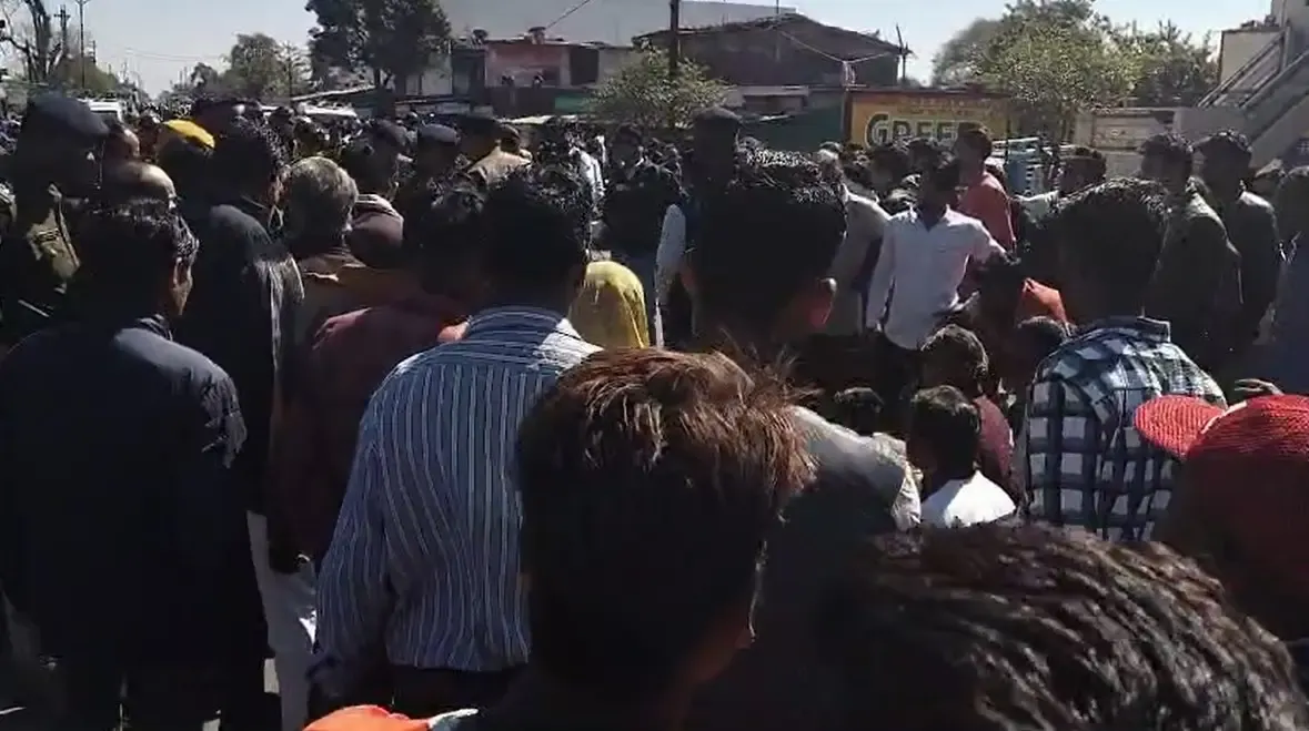 Protests Erupt in Jabalpur After 4 Killed in Clash