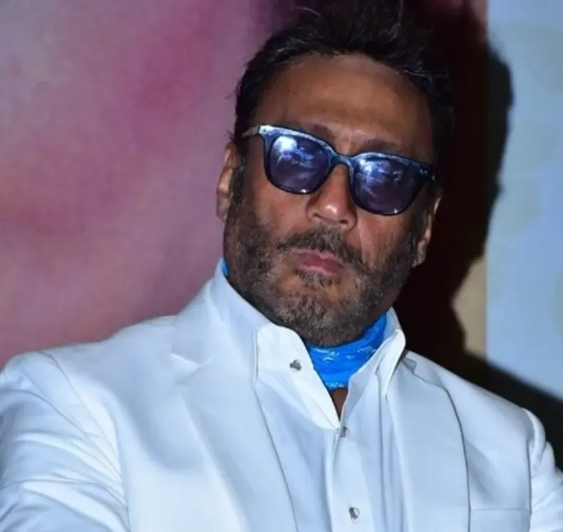 Jackie Shroff Admires Classic Romance of Dev Anand & Rajesh Khanna