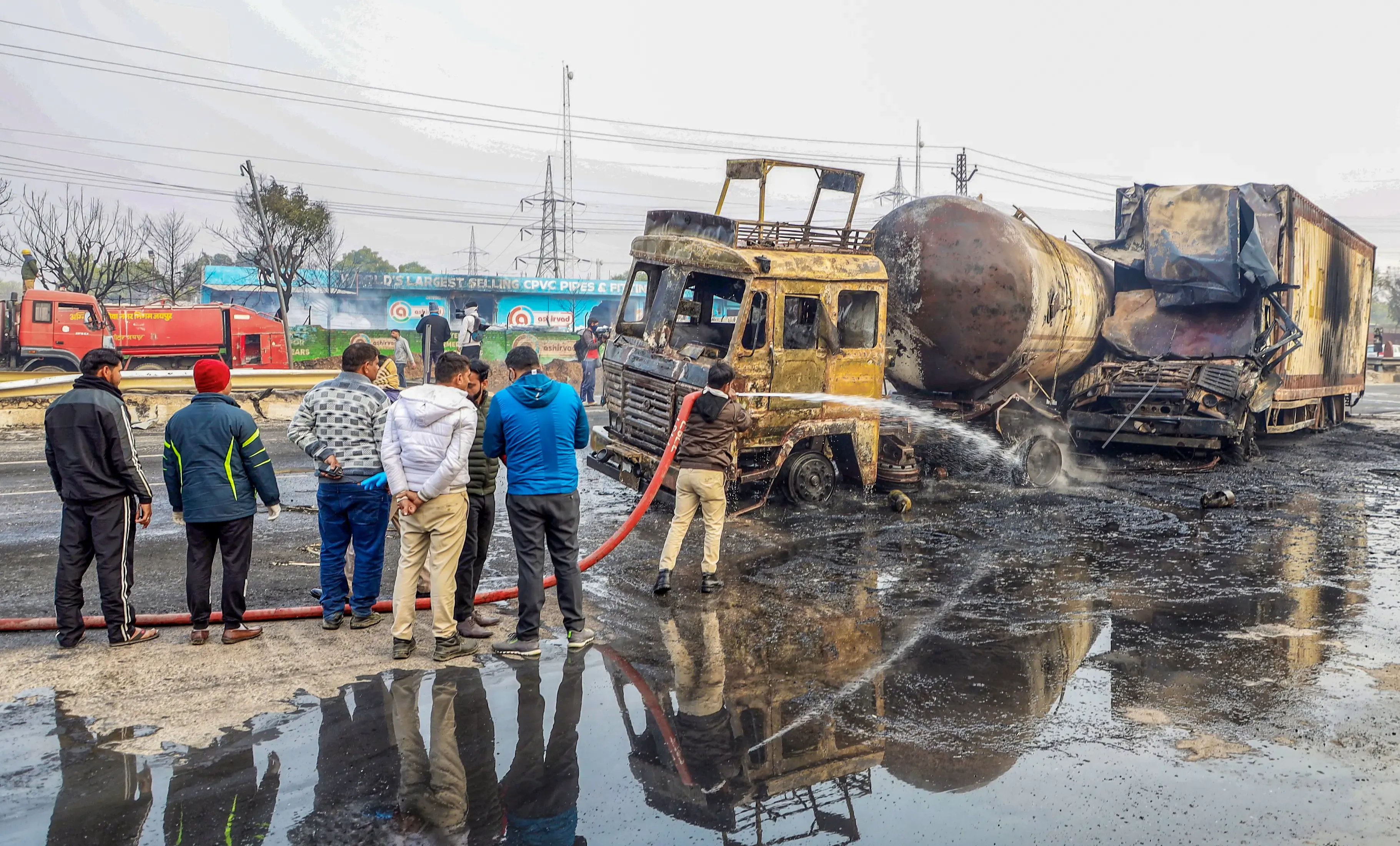Jaipur LPG Tanker Explosion: Fatalities Increase to 19 as Another Victim Dies from Injuries