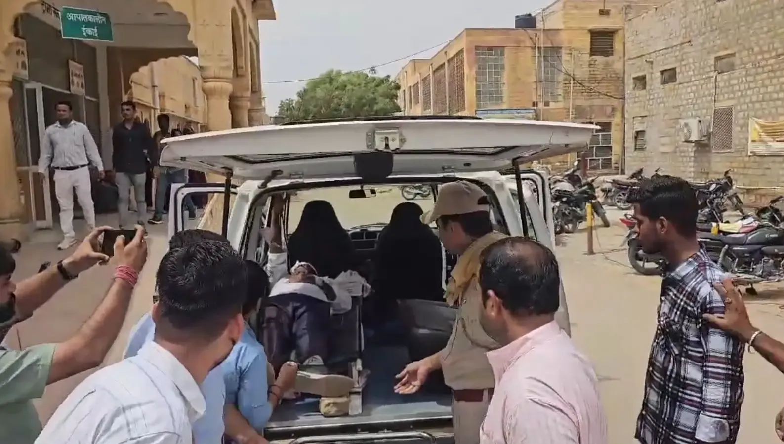 क्या जैसलमेर में स्कूल गेट का पिलर गिरने से छात्र की मौत हुई?