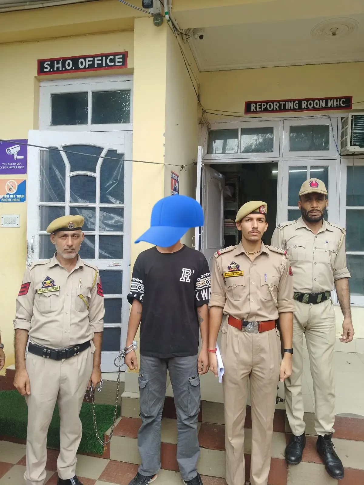 क्या जम्मू पुलिस ने कुख्यात अपराधी को पीएसए के तहत गिरफ्तार किया?