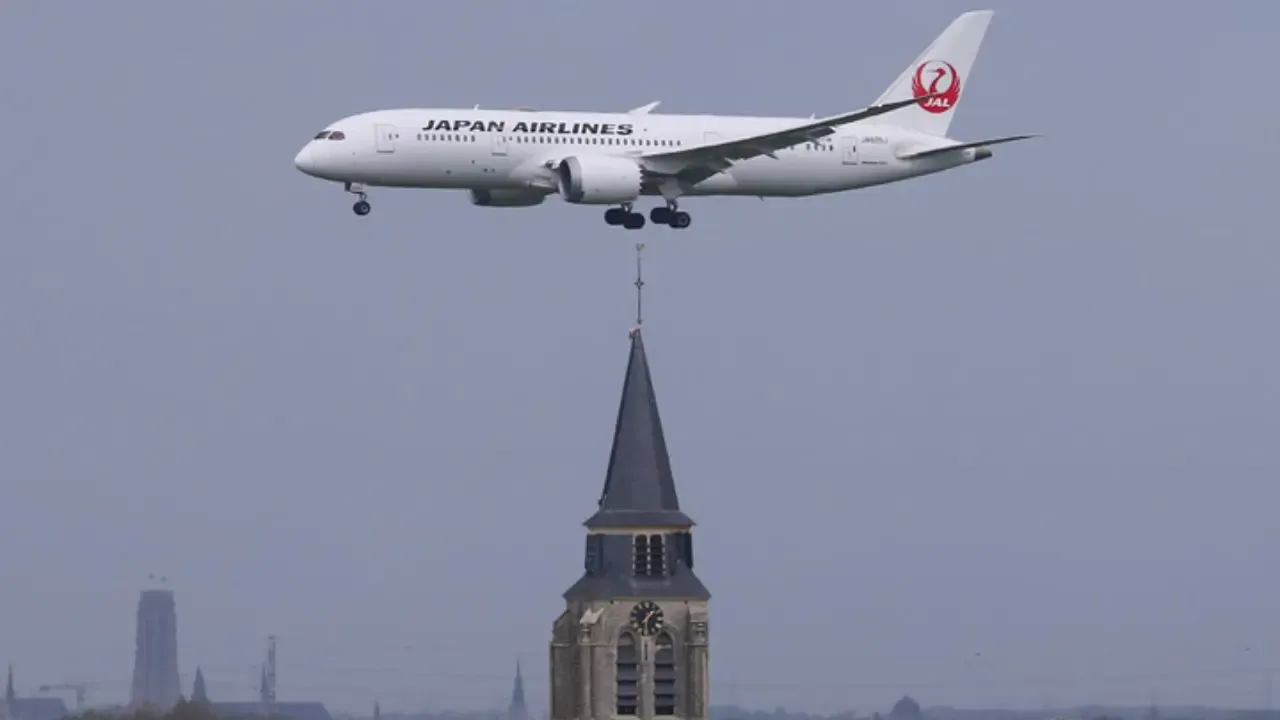 Japan Airlines Faces Flight Delays Following Cyberattack