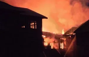 Fire Claims Two Lives at Tokyo Lawmaker's Home