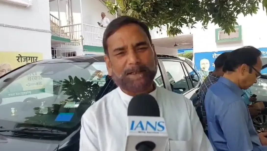JD(U) Criticizes Rahul Gandhi's 'Palayan Roko, Naukri Do' March in Bihar; Claims Yatra Lacks Significance