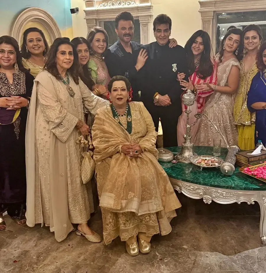 Jeetendra Remarries His Beloved on Their Golden Jubilee