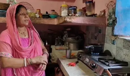 How Has PM Ujjwala Yojana Transformed Rekha Devi's Life?