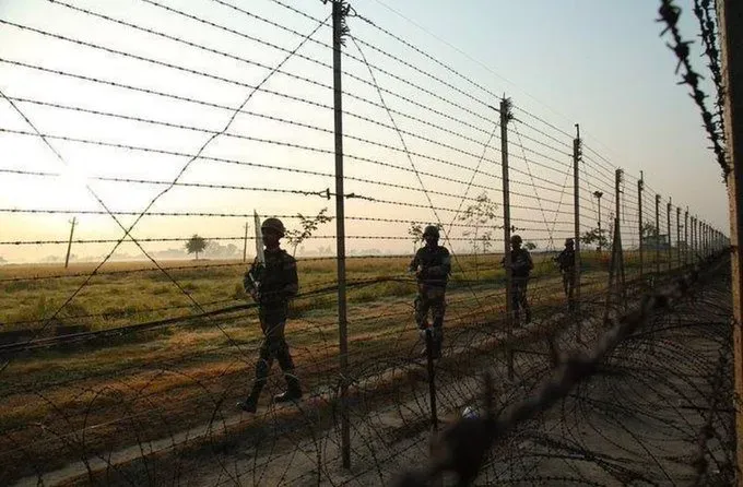 Joint Patrol Operations by J&K Police and BSF Along the International Border in Samba