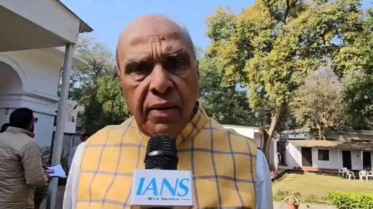 JPC Chairman Backs Assam Government's Rule on Aadhaar and NRC