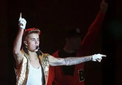 Justin Bieber Unfollows Hailey Amid Rumors of Divorce