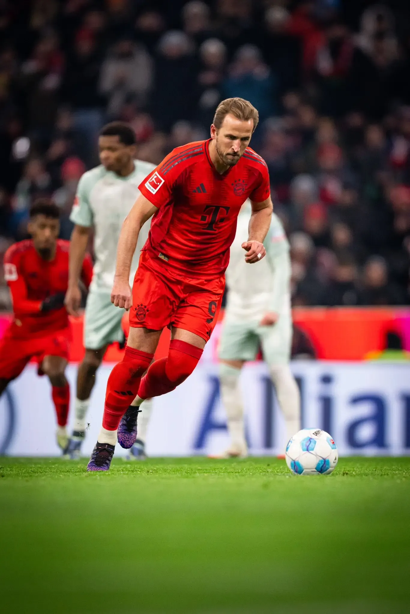 Kane Leads Bayern to Victory Over Bremen in Bundesliga