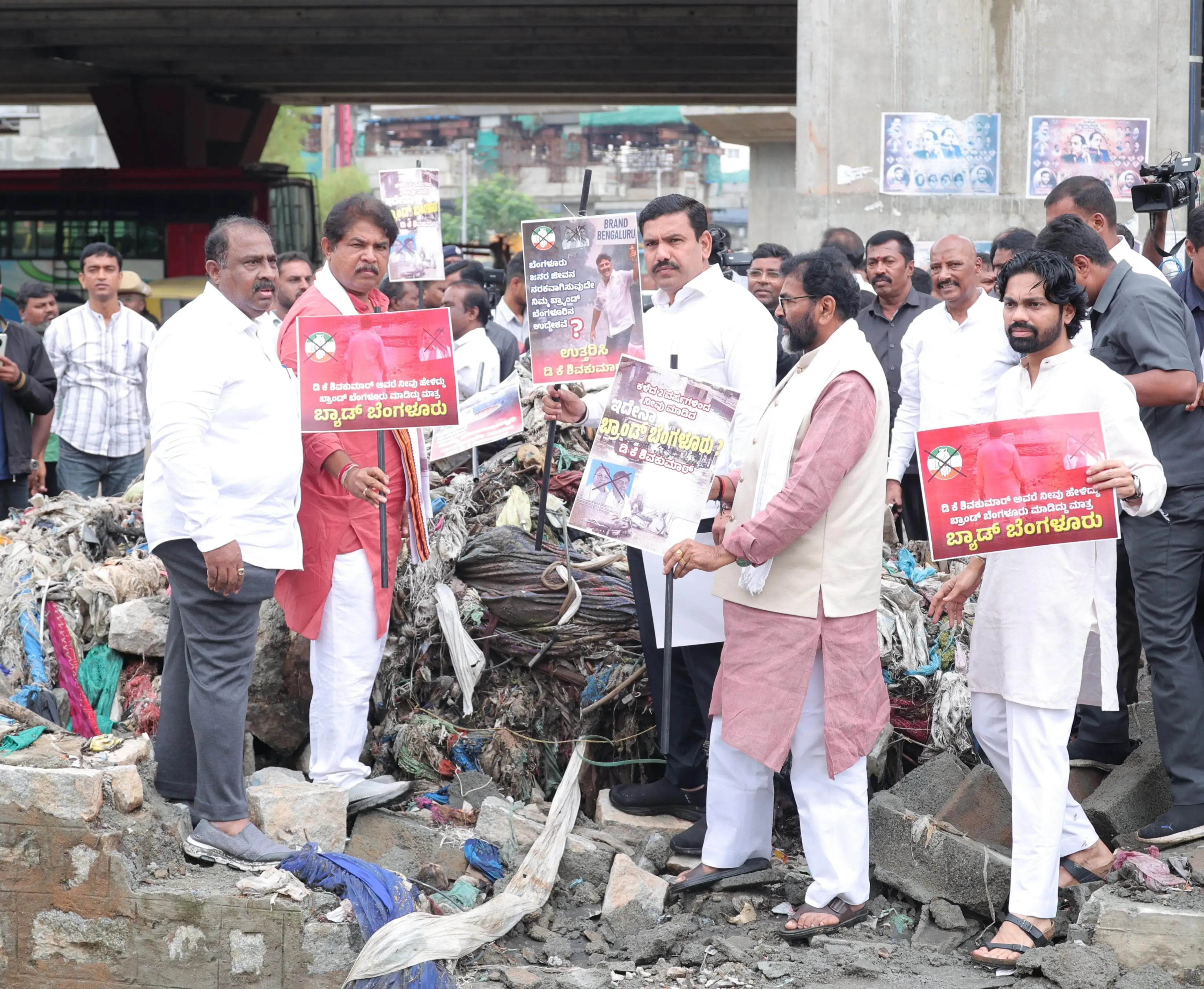 Why did the Karnataka BJP delegation visit rain-affected areas in Bengaluru?