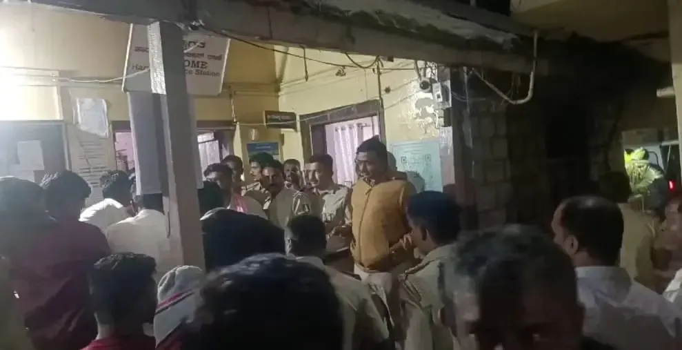 Karnataka Police Inspector Protests with Father's Corpse, Accuses SI of Misconduct