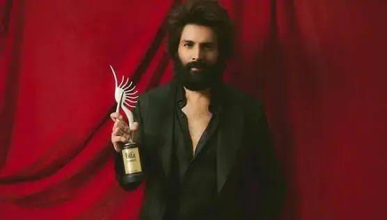 Kartik Aaryan Thrilled with Major IIFA Victory: 'Not Chandu but Absolutely a Champion'