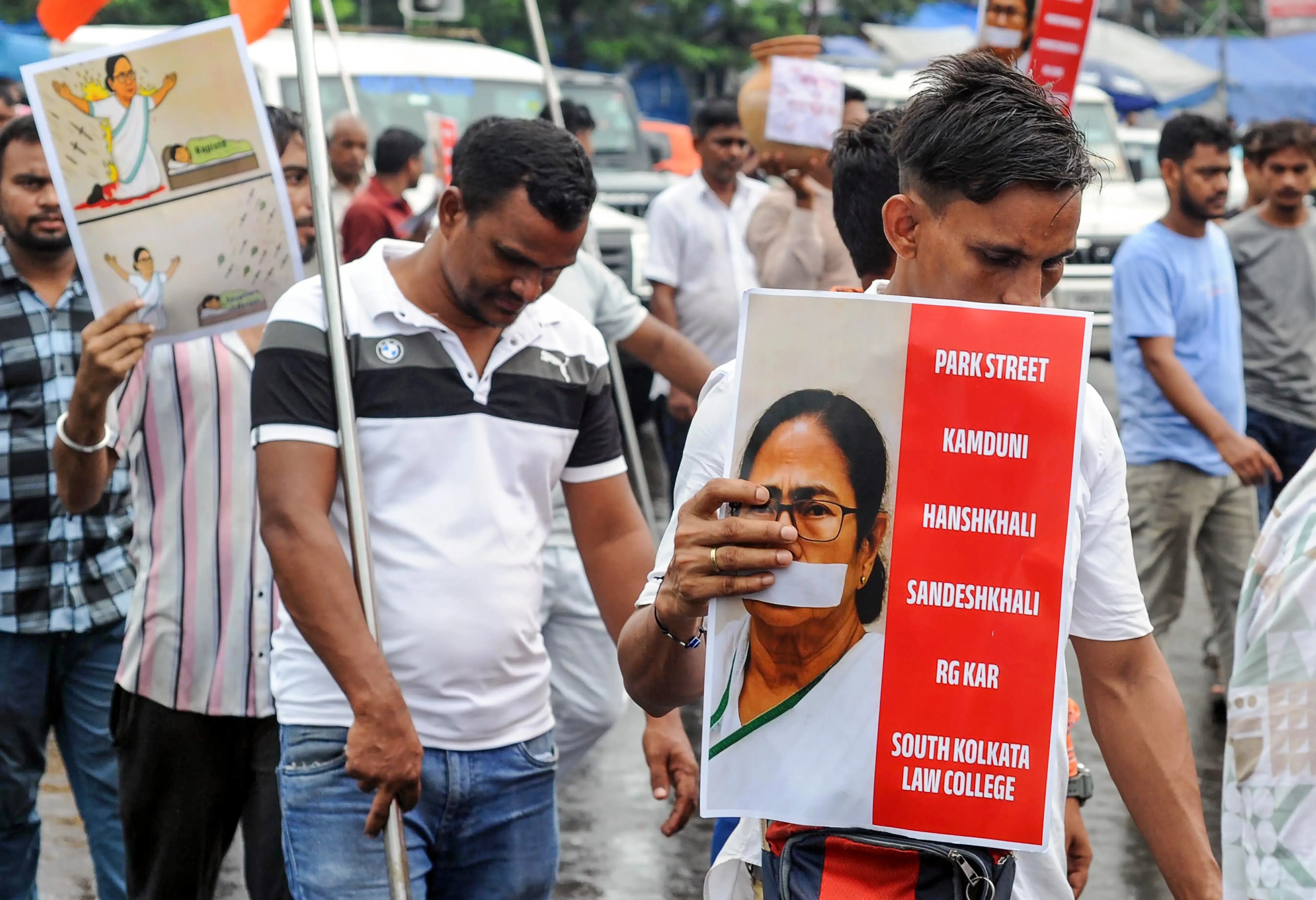 क्या कसबा गैंगरेप केस में पीड़िता की पहचान उजागर करना अपराध है?