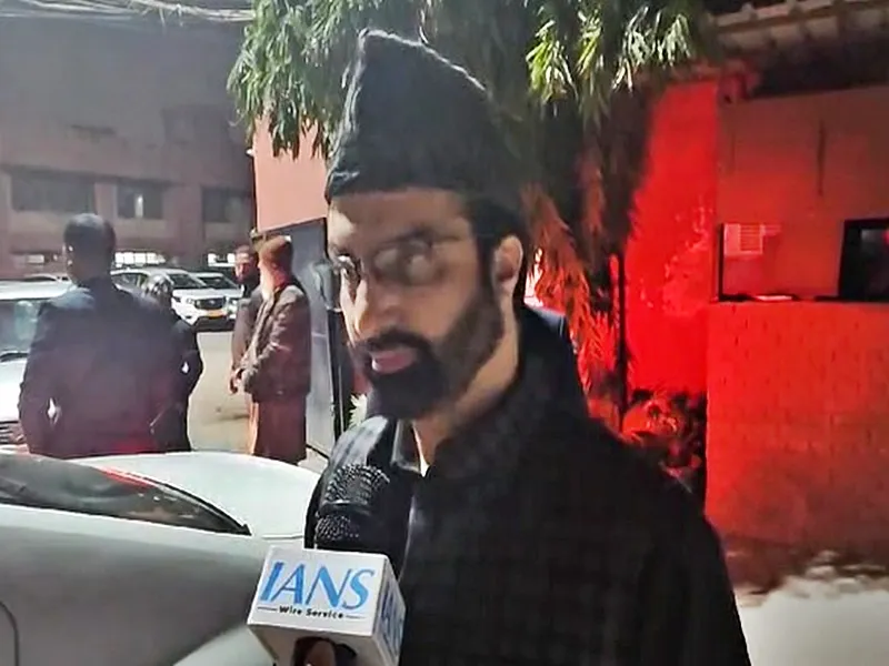 Mirwaiz Umar Farooq: Kashmiri Muslims Advocate for Pandit Return (IANS Interview)