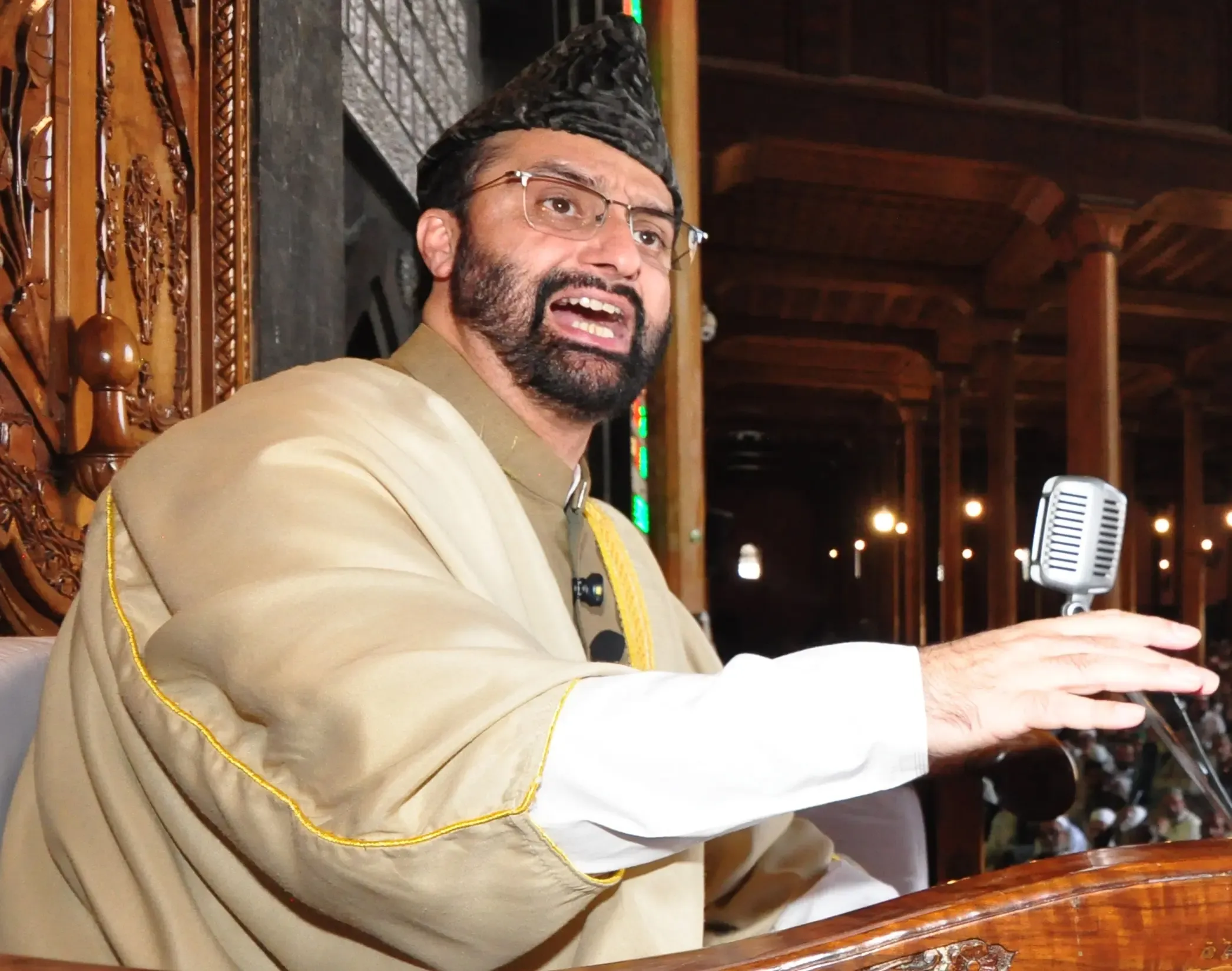 Mirwaiz Umar Farooq to Present Insights on Waqf Bill to JPC