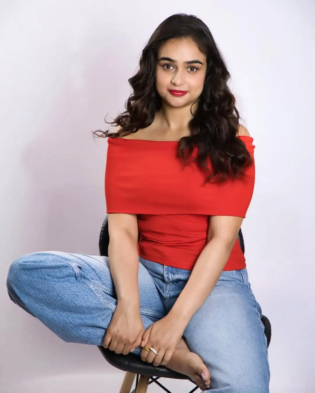 How Did Kaveri Kapur Overcome Her Battles with PCOS and Uranium Poisoning?