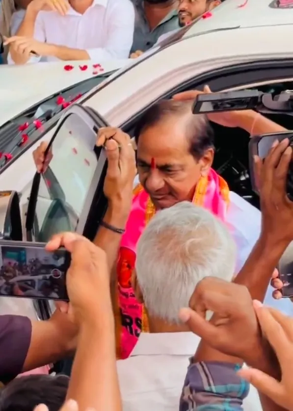 KCR Leads Significant BRS Meeting to Strategize Against Congress