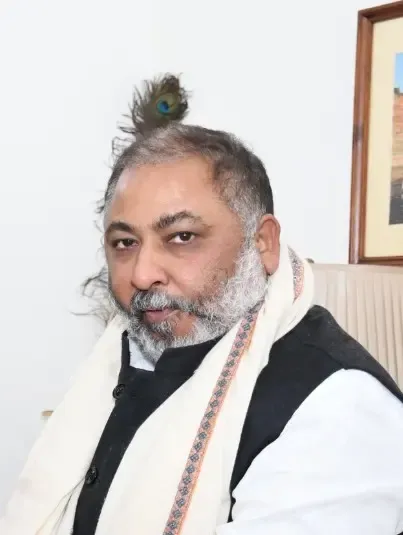 क्या केजरीवाल को झूठ बोलने के लिए पुरस्कार मिलना चाहिए? : दयाशंकर सिंह