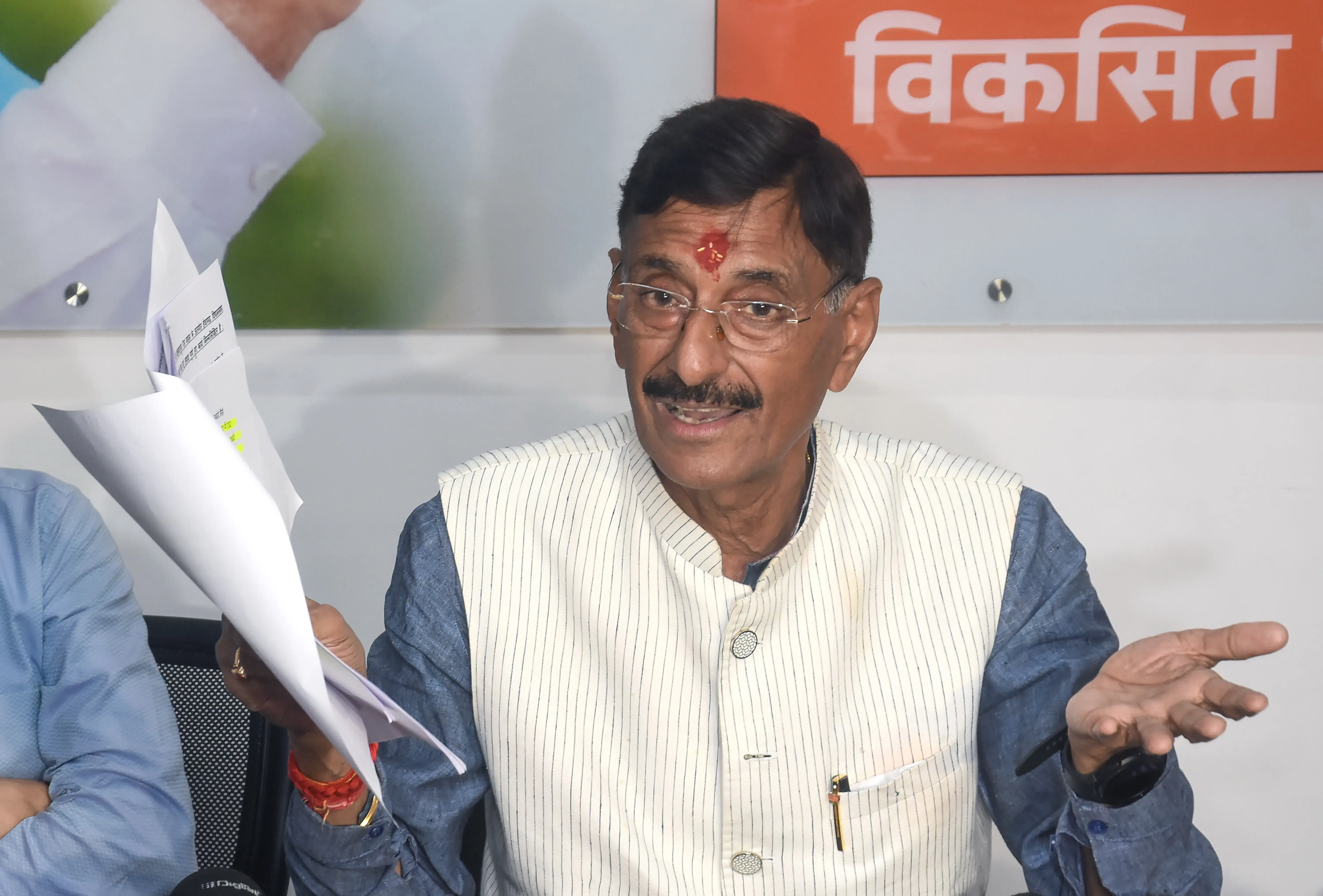 क्या केंद्रीय रक्षा राज्य मंत्री संजय सेठ को जान से मारने की धमकी देने वाला धनबाद से गिरफ्तार हुआ?