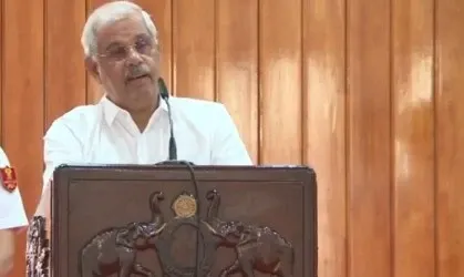 Why Are Kerala's Communist Parties Targeting Governor Over Bharat Mata Image Dispute?