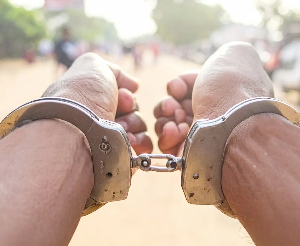 Why Was a Kerala Woman Arrested at Mumbai Airport for Involving a Relative in a Drug Case?