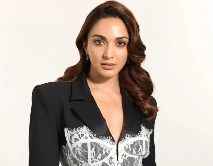 Kiara Advani Balances English and Kannada for ‘Toxic’