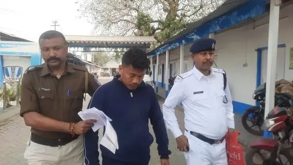 Mastermind Behind Fake Indian Documents for Bangladeshi Infiltrators Captured in Bengal