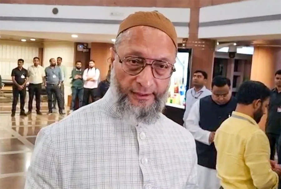 Did Kiren Rijiju Really Praise Asaduddin Owaisi for Uncovering Pakistan's Lies in Kuwait?