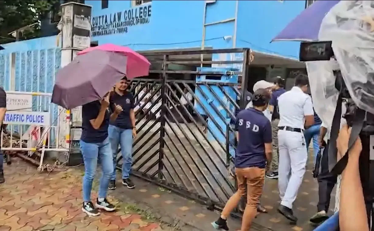 कोलकाता केस: क्या लॉ कॉलेज में फिर से पढ़ाई शुरू हो गई है?