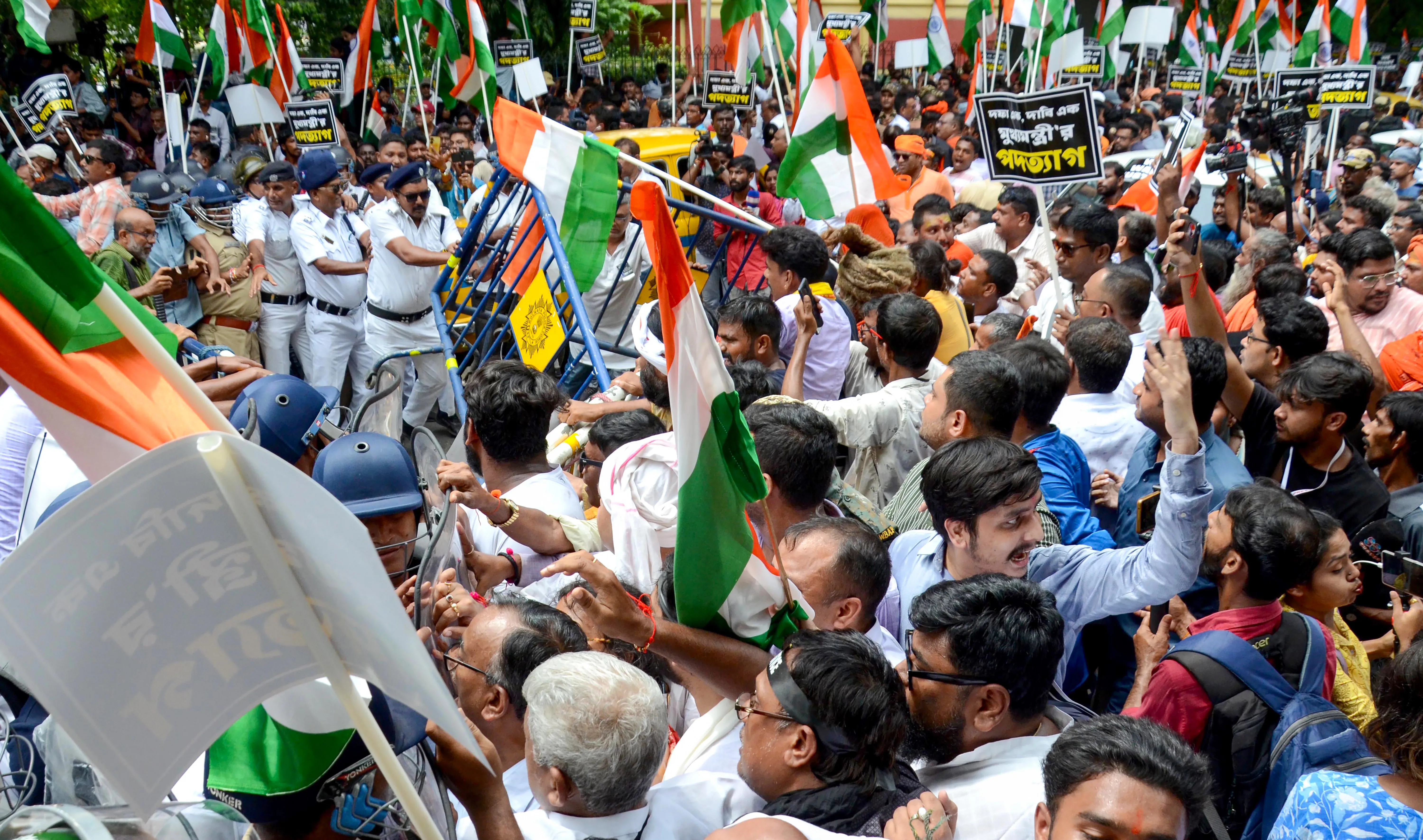 What Caused the Violence During Kolkata's Nabanna Avijan March?