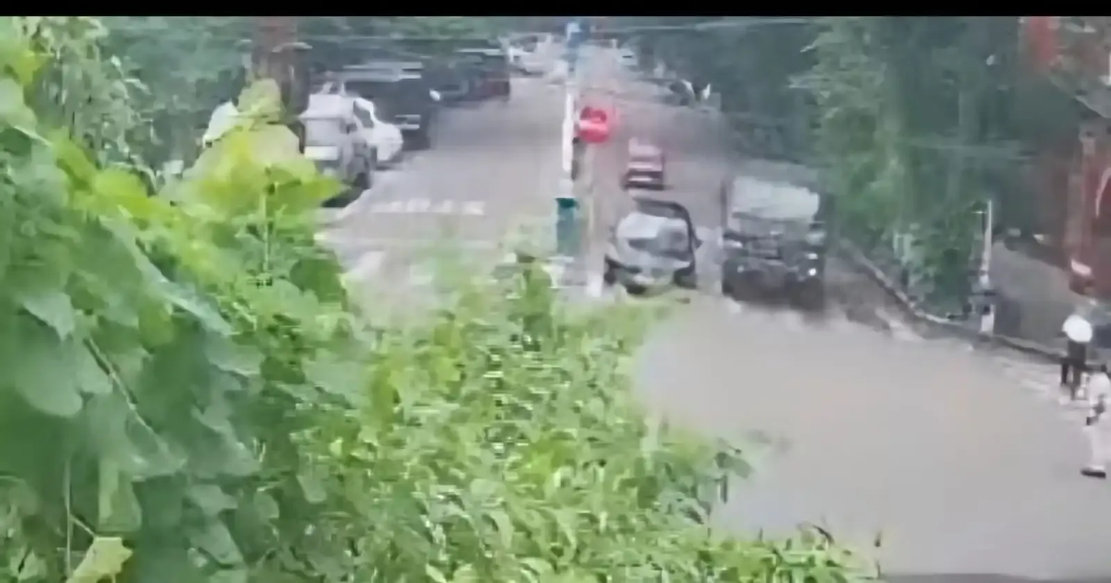 Why Did Kolkata Police Seize an Army Truck for Dangerous Driving?
