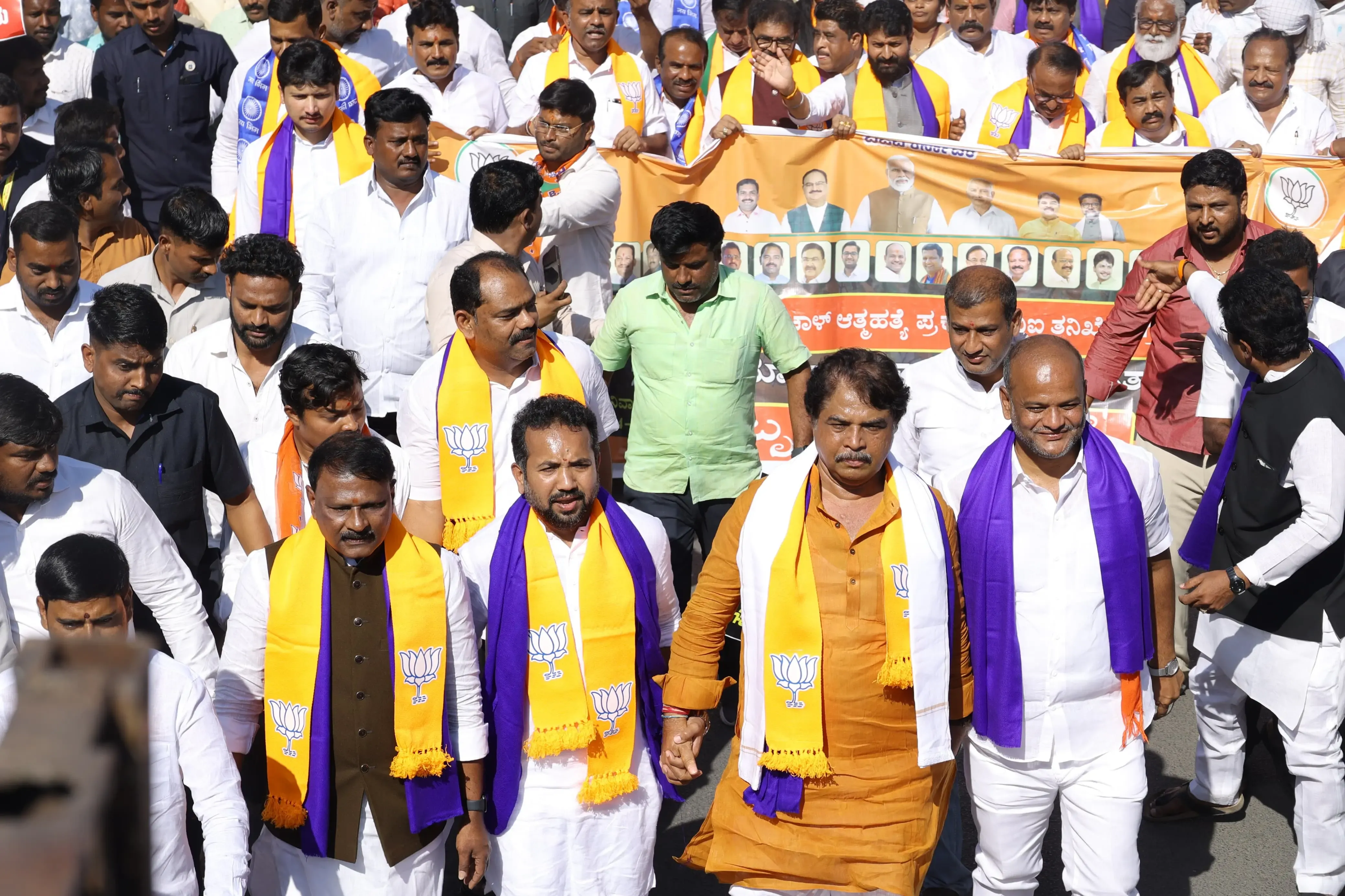 Karnataka BJP Protests, Commits to Pursue Justice in Contractor's Suicide Incident
