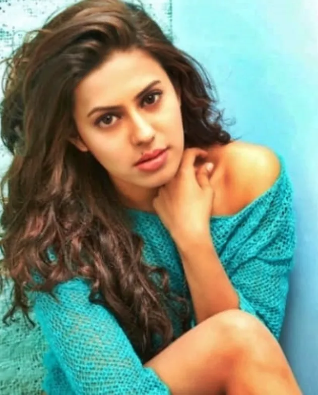 K'taka HM seeks internal report from Police Department after actress held for gold smuggling