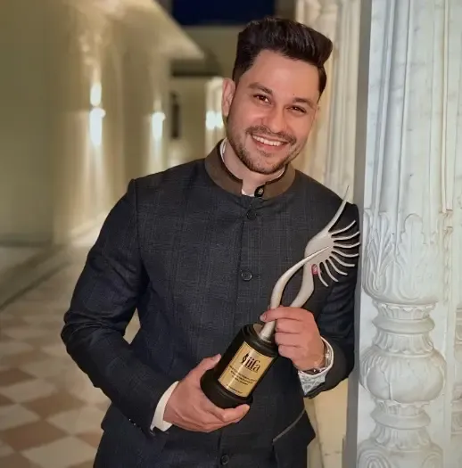 Kunal Declares ‘I Am Still Making My Debut’ After Winning Best Directorial Debut at IIFA