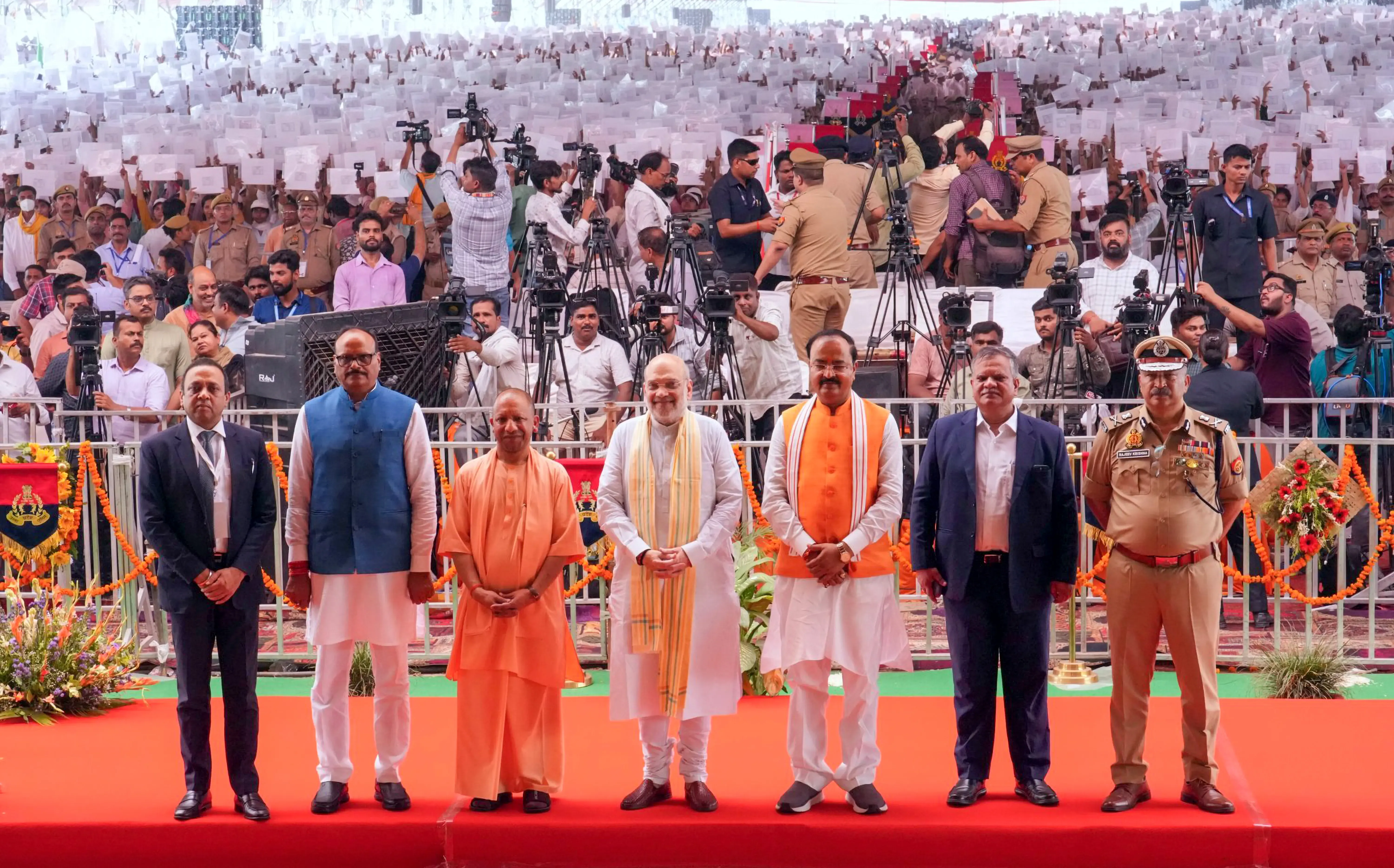 क्या लड़कियों में चयन पर उत्साह है? सीएम योगी की निष्पक्ष नीति से बनीं देश की सिपाही